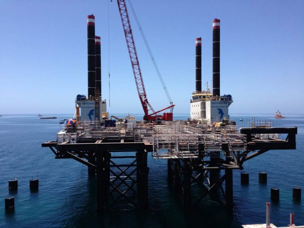 Caledonia Group scaffolding on a building project over water